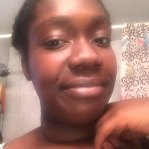 Meet your Posher, Briana